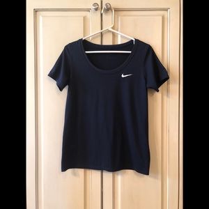 Nike Women’s Drifit Shirt, Size Small, Navy